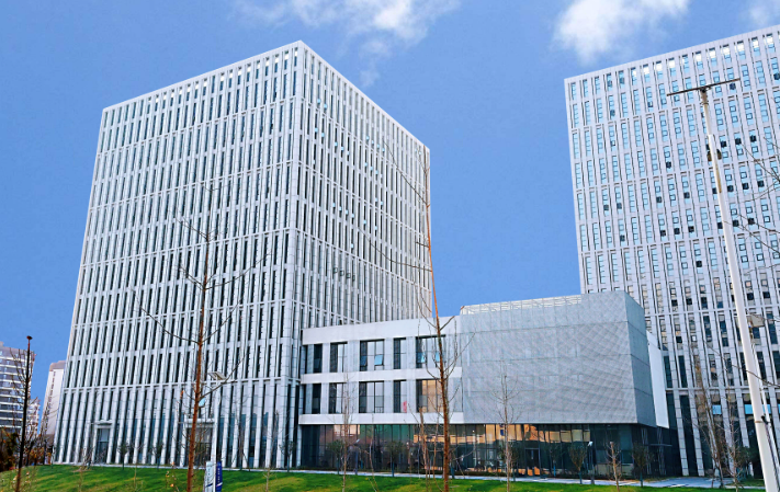 玻璃钢化粪池与混凝土化粪池综合性能对比及适用场景